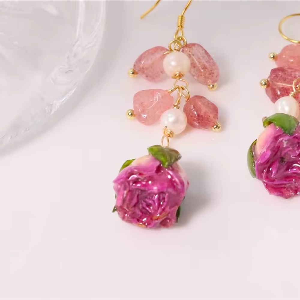 Pink Rosebud Drop Earrings
Romantic Boho Style - Picture 3 of 12